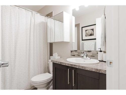 18-300 Sparrow Hawk Drive, Fort Mcmurray, AB - Indoor Photo Showing Bathroom