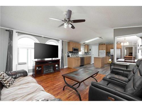 130 Couture Lane, Fort Mcmurray, AB - Indoor Photo Showing Living Room