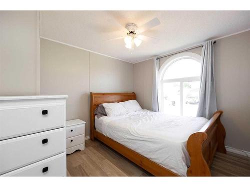 130 Couture Lane, Fort Mcmurray, AB - Indoor Photo Showing Bedroom