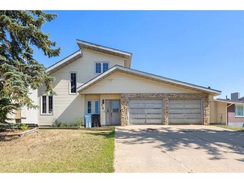 108 Piven Place, Fort Mcmurray, AB - Outdoor With Facade