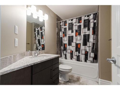 266 Athabasca Avenue, Fort Mcmurray, AB - Indoor Photo Showing Bathroom