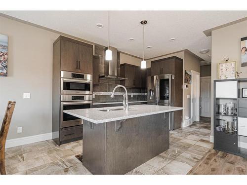 266 Athabasca Avenue, Fort Mcmurray, AB - Indoor Photo Showing Kitchen With Upgraded Kitchen