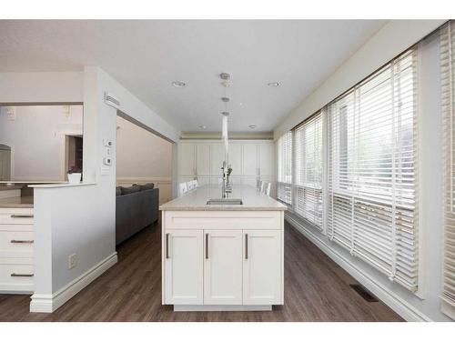 153 Burns Place, Fort Mcmurray, AB - Indoor Photo Showing Kitchen