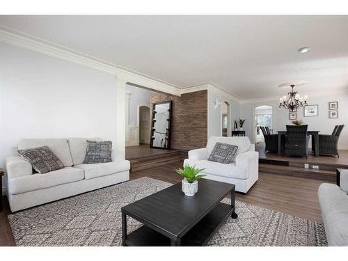 153 Burns Place, Fort Mcmurray, AB - Indoor Photo Showing Living Room