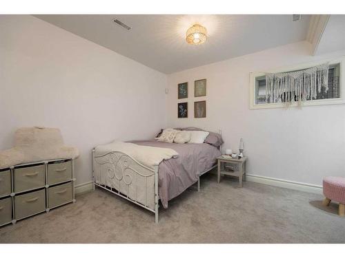 153 Burns Place, Fort Mcmurray, AB - Indoor Photo Showing Bedroom