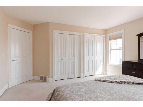 216 Pinnacle Place, Fort Mcmurray, AB - Indoor Photo Showing Bedroom