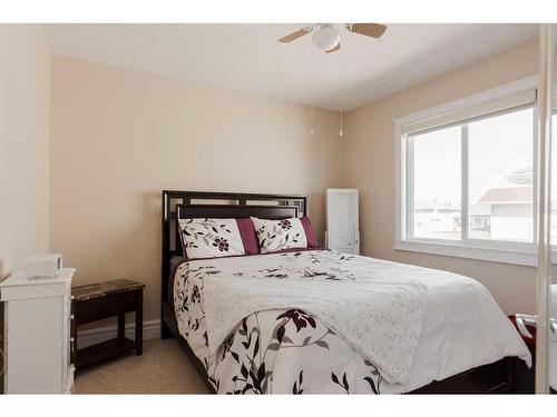 216 Pinnacle Place, Fort Mcmurray, AB - Indoor Photo Showing Bedroom