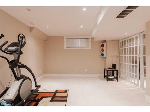 216 Pinnacle Place, Fort Mcmurray, AB - Indoor Photo Showing Gym Room