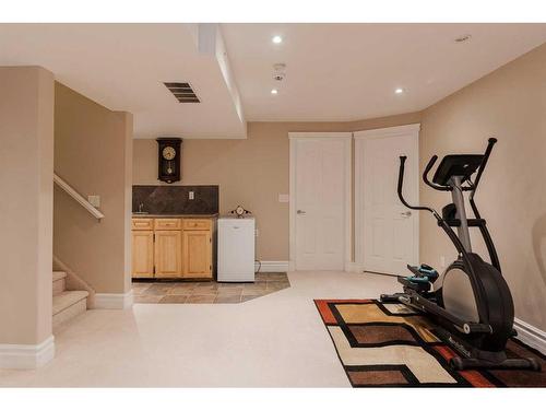 216 Pinnacle Place, Fort Mcmurray, AB - Indoor Photo Showing Gym Room