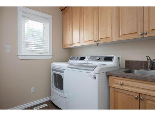 295 Williams Drive, Fort Mcmurray, AB - Indoor Photo Showing Laundry Room