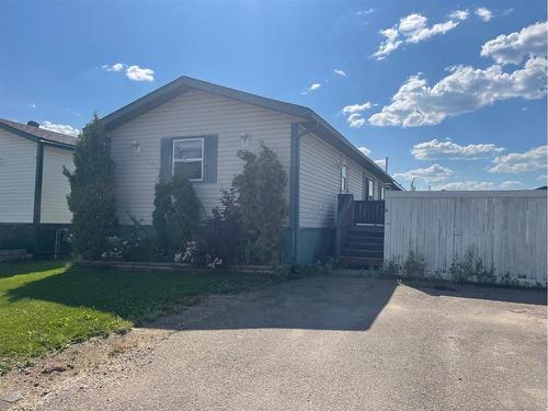 244 Mckinlay Crescent, Fort Mcmurray, AB - Outdoor