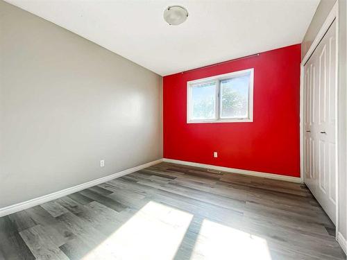 237 Beaton Place, Fort Mcmurray, AB - Indoor Photo Showing Other Room