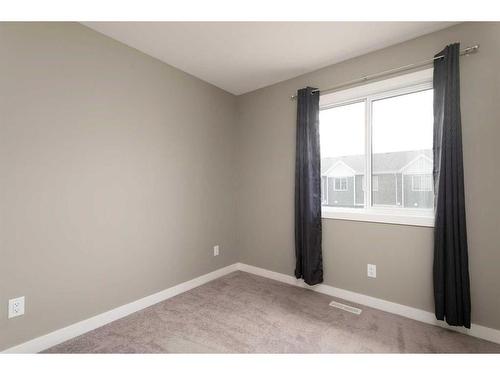 55-401 Athabasca Avenue, Fort Mcmurray, AB - Indoor Photo Showing Other Room