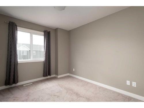 55-401 Athabasca Avenue, Fort Mcmurray, AB - Indoor Photo Showing Other Room