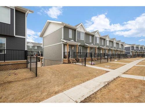 55-401 Athabasca Avenue, Fort Mcmurray, AB - Outdoor