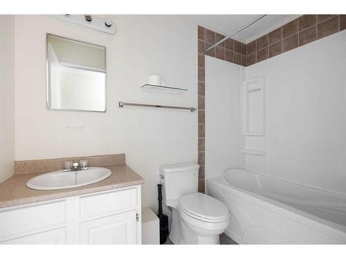 273 Ross Haven Drive, Fort Mcmurray, AB - Indoor Photo Showing Bathroom