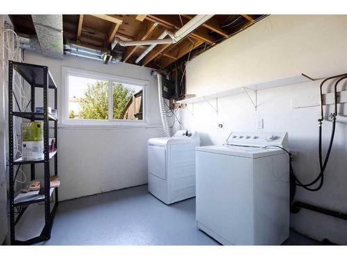 273 Ross Haven Drive, Fort Mcmurray, AB - Indoor Photo Showing Laundry Room