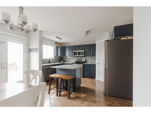 121 Coles Bay, Fort Mcmurray, AB - Indoor