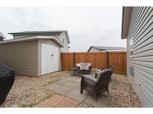 121 Coles Bay, Fort Mcmurray, AB - Outdoor With Deck Patio Veranda With Exterior