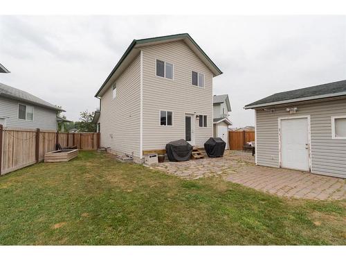 121 Coles Bay, Fort Mcmurray, AB - Outdoor With Exterior