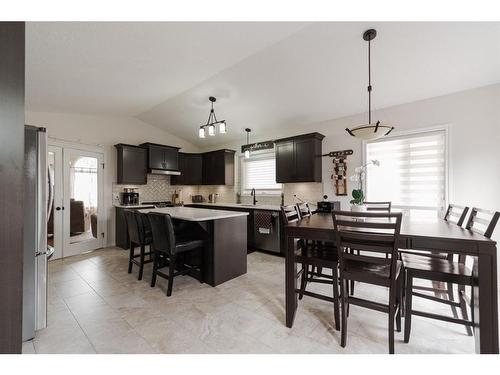 148 Eglert Drive, Fort Mcmurray, AB - Indoor Photo Showing Dining Room