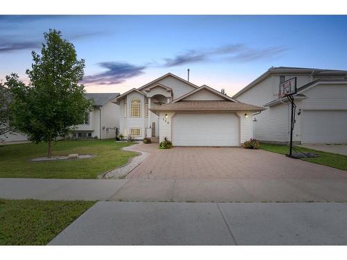 148 Eglert Drive, Fort Mcmurray, AB - Outdoor With Facade