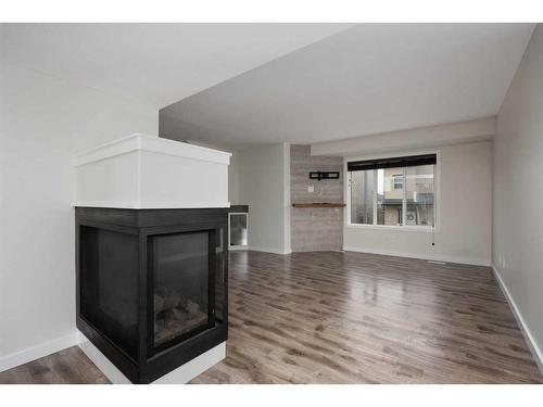 26-120 Warren Way, Fort Mcmurray, AB - Indoor Photo Showing Kitchen With Stainless Steel Kitchen