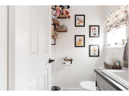 104 Cokerill Crescent, Fort Mcmurray, AB - Indoor Photo Showing Bathroom