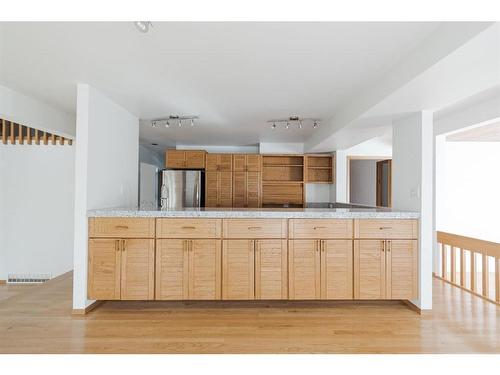 157 Brosseau Crescent, Fort Mcmurray, AB - Indoor Photo Showing Kitchen