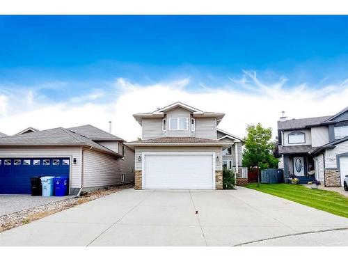 193 Archibald Close, Fort Mcmurray, AB - Outdoor With Facade