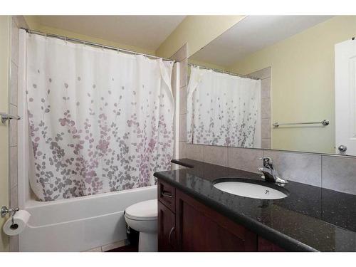 174 Grouse Way, Fort Mcmurray, AB - Indoor Photo Showing Bathroom