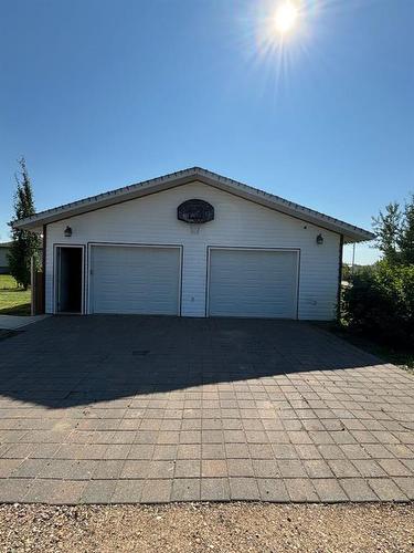 118-67062 Mission Rd, Lac La Biche, AB - Outdoor