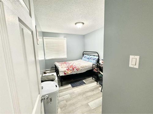 409-111 Charles Avenue, Fort Mcmurray, AB - Indoor Photo Showing Bedroom