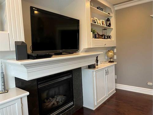 273 Walnut Crescent, Fort Mcmurray, AB - Indoor With Fireplace