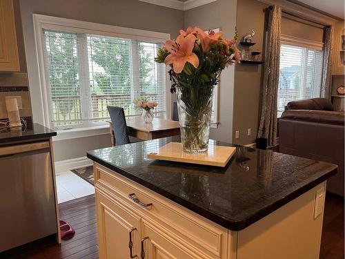 273 Walnut Crescent, Fort Mcmurray, AB - Indoor Photo Showing Kitchen With Double Sink