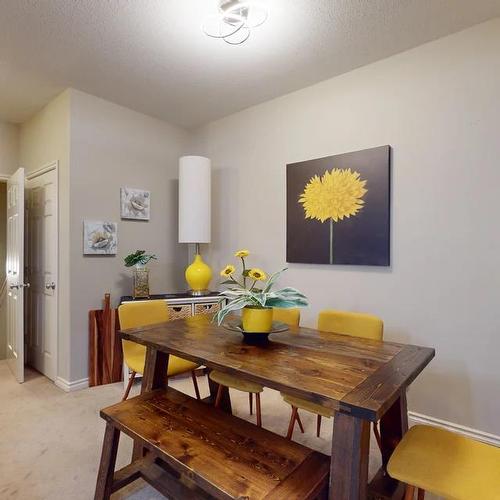 102-129 Fontaine Crescent, Fort Mcmurray, AB - Indoor Photo Showing Dining Room