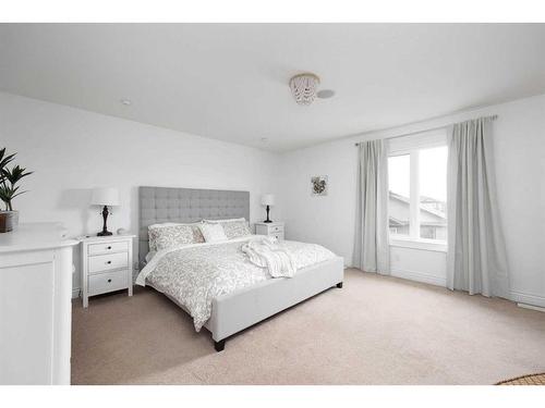 111 Widgeon Place, Fort Mcmurray, AB - Indoor Photo Showing Bedroom