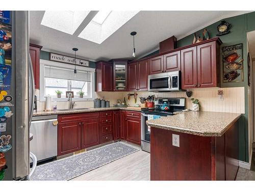 157 Elm Street, Fort Mcmurray, AB - Indoor Photo Showing Kitchen With Double Sink