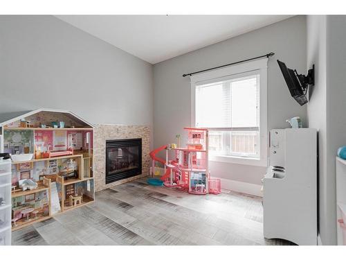 201 Ward Crescent, Fort Mcmurray, AB - Indoor With Fireplace