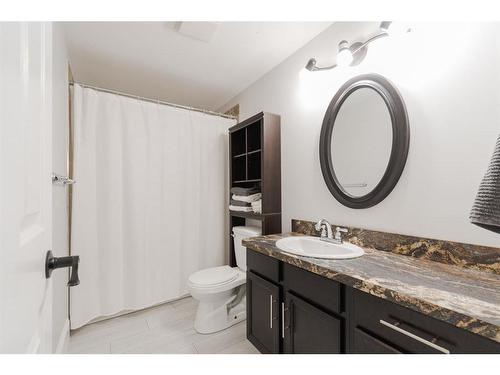 201 Ward Crescent, Fort Mcmurray, AB - Indoor Photo Showing Bedroom