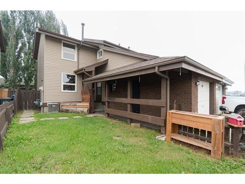 239 Athabasca Avenue, Fort Mcmurray, AB - Outdoor With Exterior