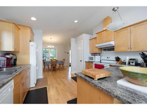 253 Starling Street, Fort Mcmurray, AB - Indoor Photo Showing Kitchen With Double Sink