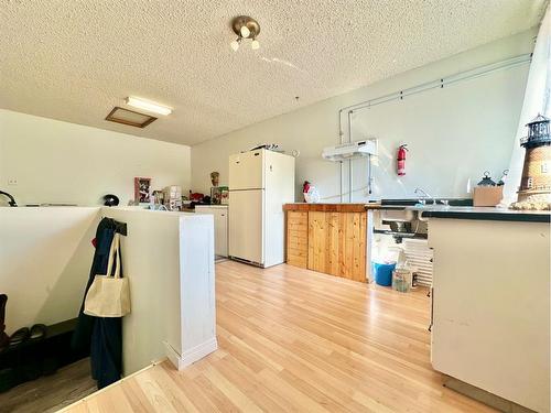 10306 104 Ave, Lac La Biche, AB - Indoor