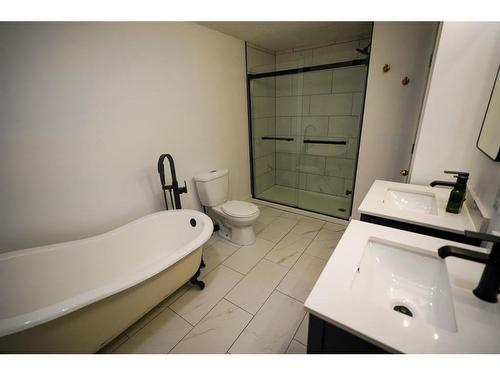 210 Kennedy Crescent, Fort Mcmurray, AB - Indoor Photo Showing Bathroom