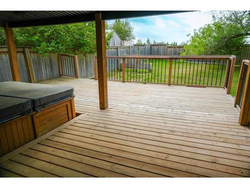 210 Kennedy Crescent, Fort Mcmurray, AB - Outdoor With Deck Patio Veranda With Exterior