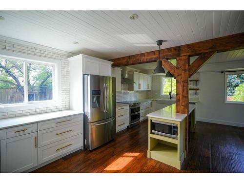 210 Kennedy Crescent, Fort Mcmurray, AB - Indoor Photo Showing Kitchen With Stainless Steel Kitchen