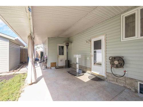 129 Rosslyn Street, Fort Mcmurray, AB - Outdoor With Deck Patio Veranda With Exterior