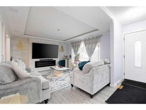 129 Rosslyn Street, Fort Mcmurray, AB - Indoor Photo Showing Living Room With Fireplace