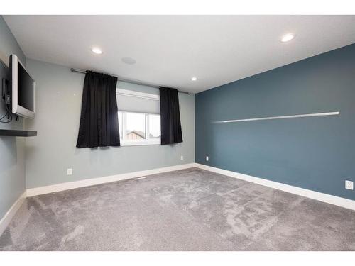 307 Prospect Drive, Fort Mcmurray, AB - Indoor Photo Showing Other Room