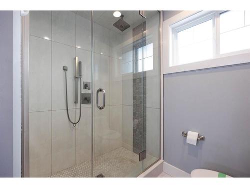 307 Prospect Drive, Fort Mcmurray, AB - Indoor Photo Showing Bathroom